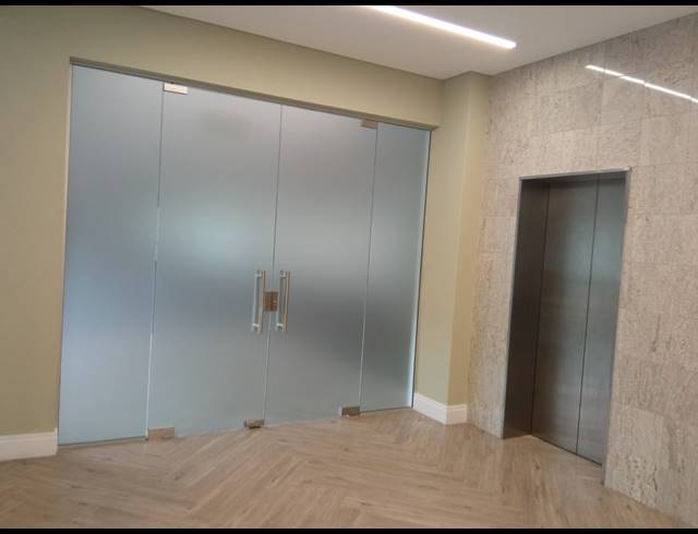 646M² OFFICE TO LET IN SANDTON CENTRAL
